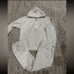ALO Yoga Gray Hoodie and Sweatpants Set